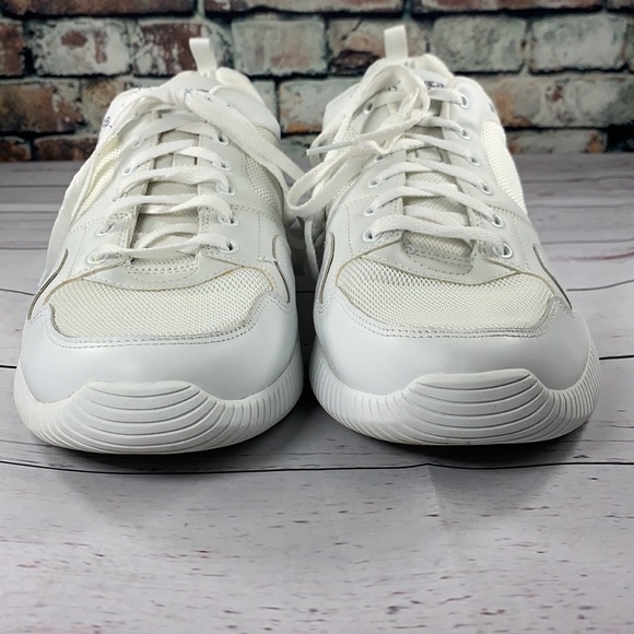 Skechers "DEPTH CHARGE-YANDA" sneakers size 11 1/2 - Picture 2 of 12